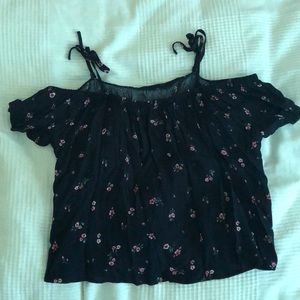 Flowy Off the shoulder top